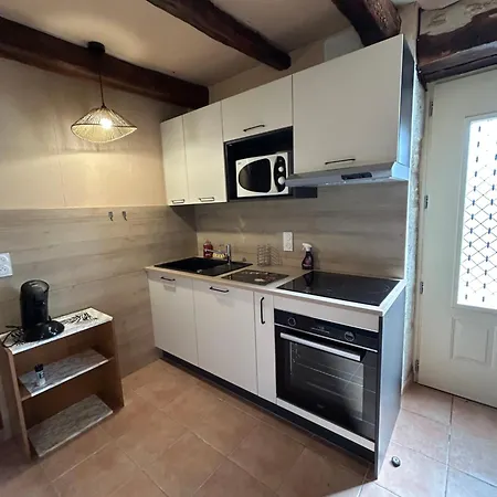 Location Maison Saisonniere 3 *